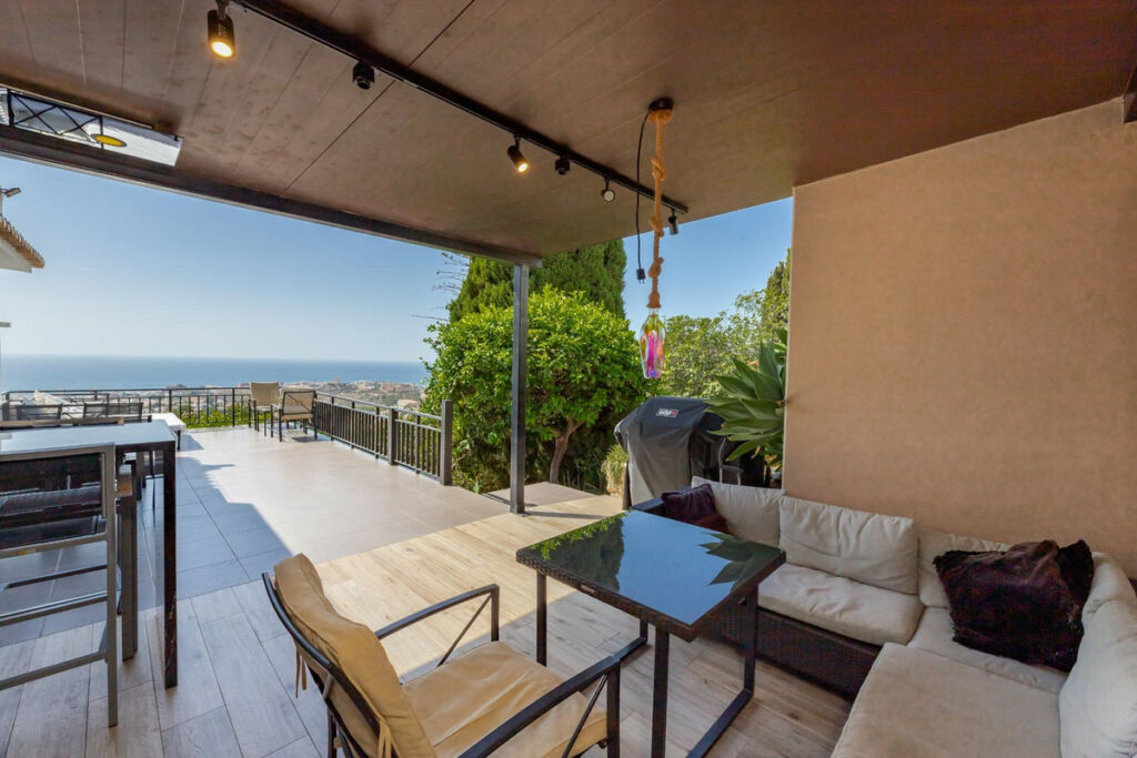 Detached Villa Benalmadena Málaga - image 4