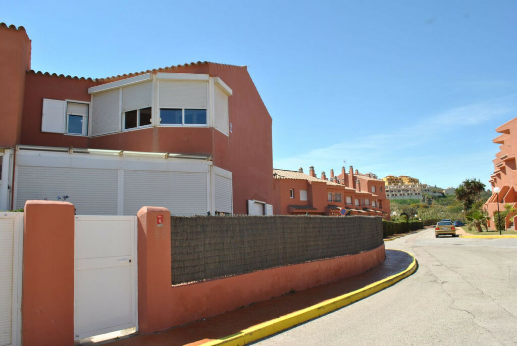 Semi-Detached House Manilva Málaga - image 15
