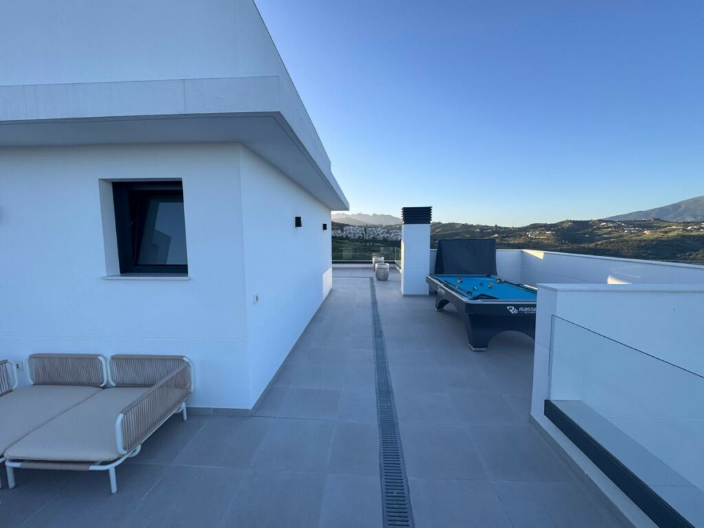 Penthouse La Cala de Mijas Málaga - image 4