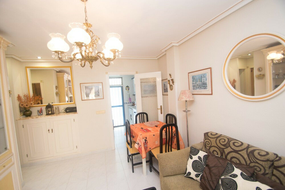 Middle Floor Apartment Mar Azul Alicante - image 4