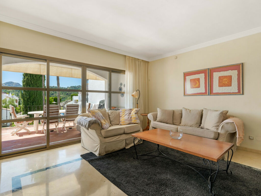 Ground Floor Apartment Los Arqueros Málaga - image 4