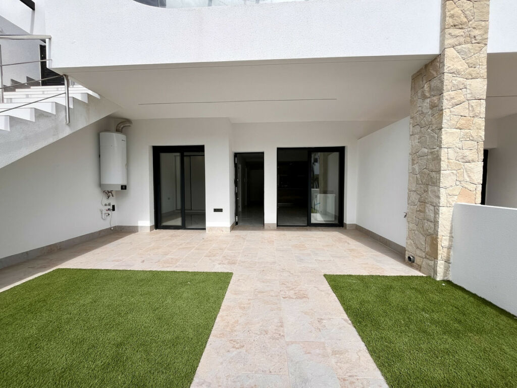 Ground Floor Apartment Playa Flamenca Alicante - image 4
