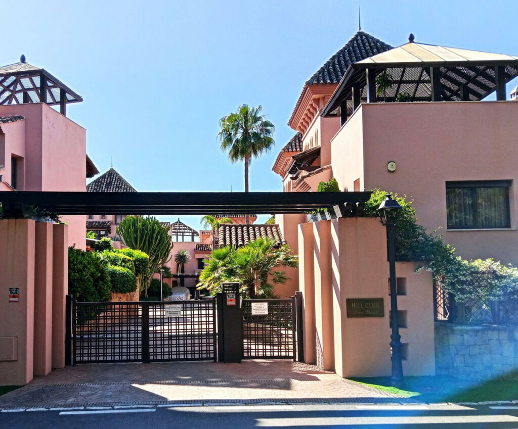 Townhouse Marbella Málaga - image 4