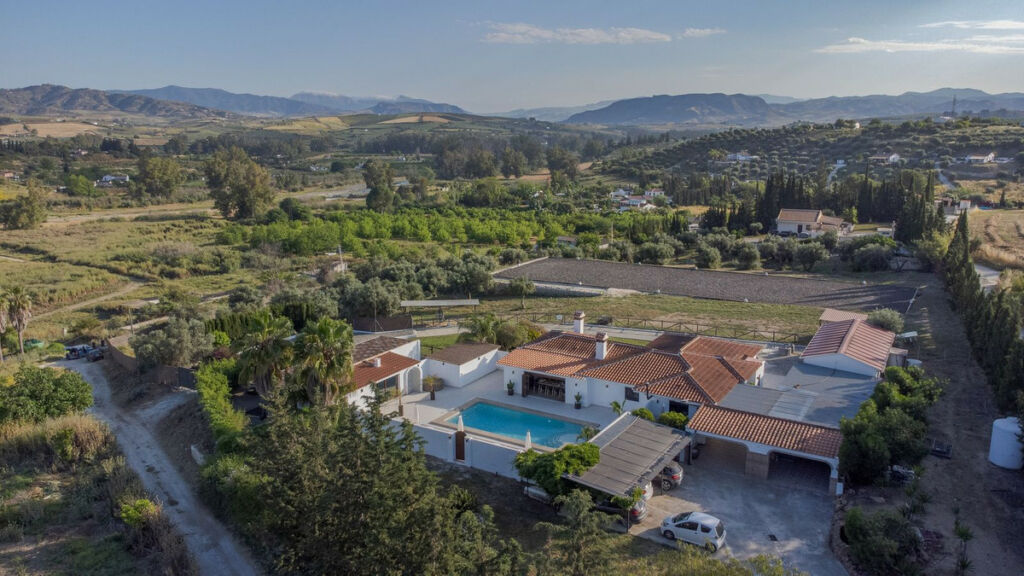 Finca - Cortijo Coín Málaga - image 4
