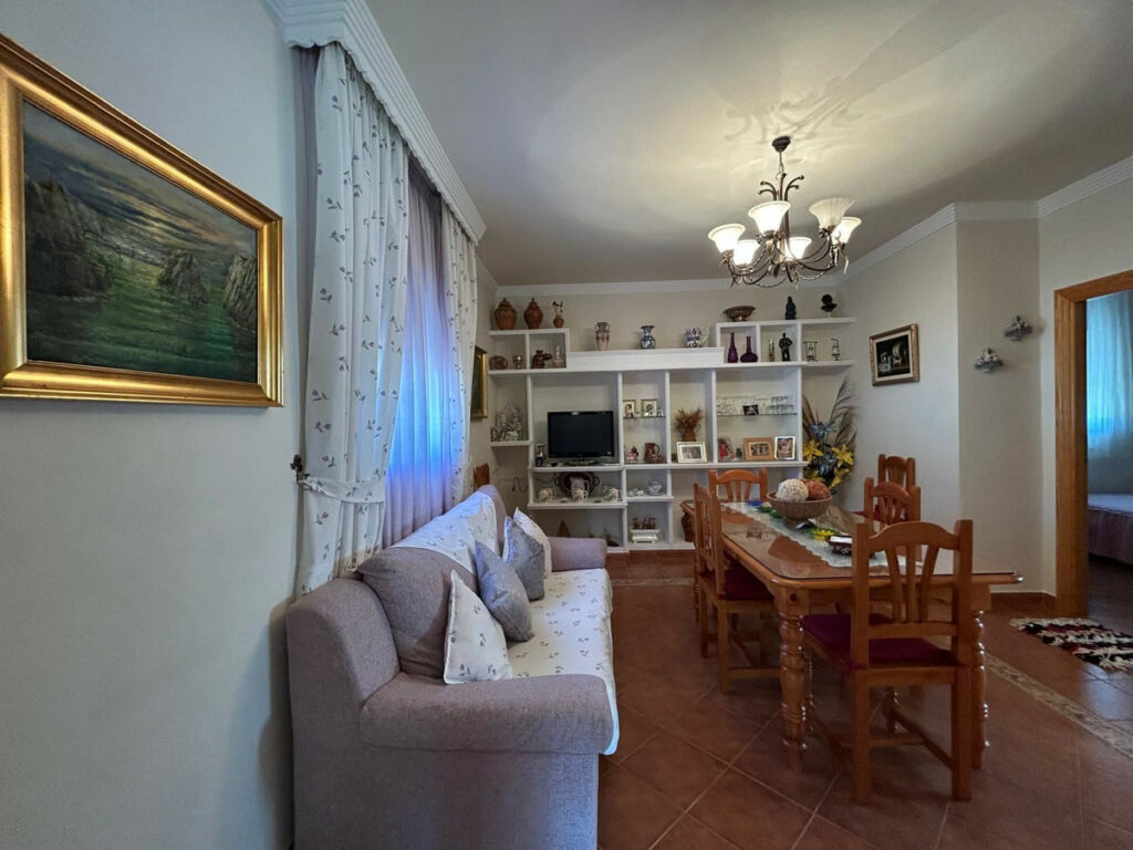 Detached Villa Alora Málaga - image 4