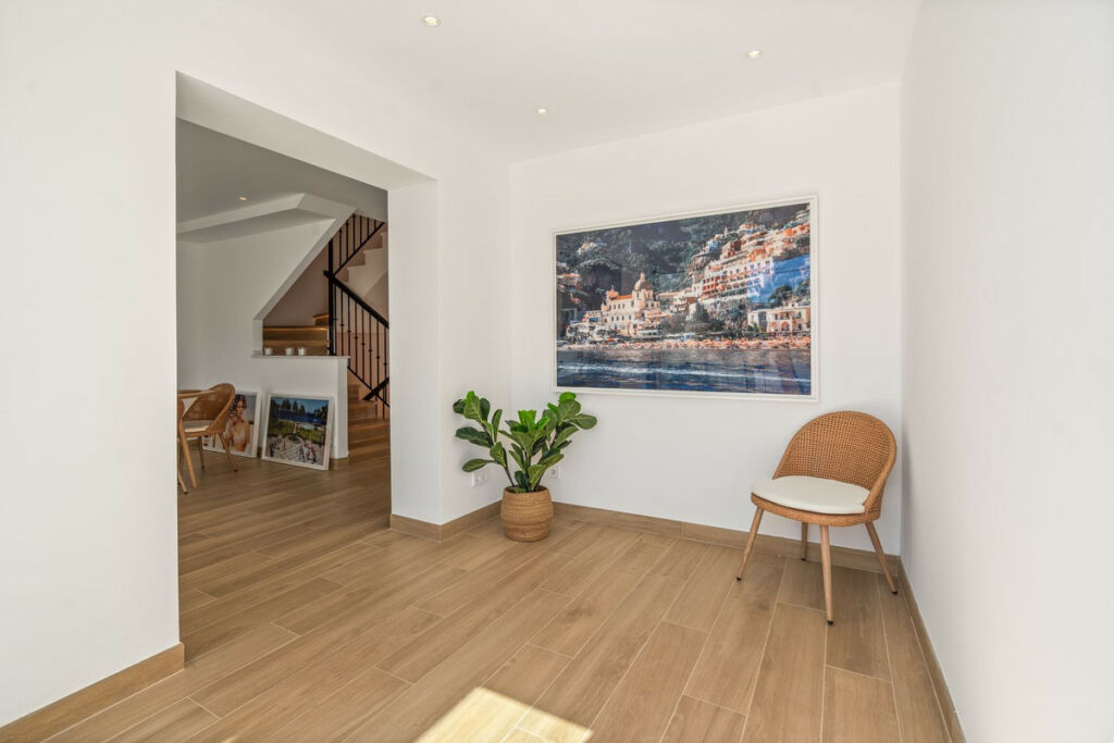Townhouse San Pedro de Alcántara Málaga - image 3