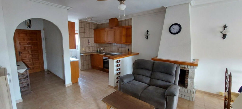 Middle Floor Apartment Punta Prima Alicante - image 4