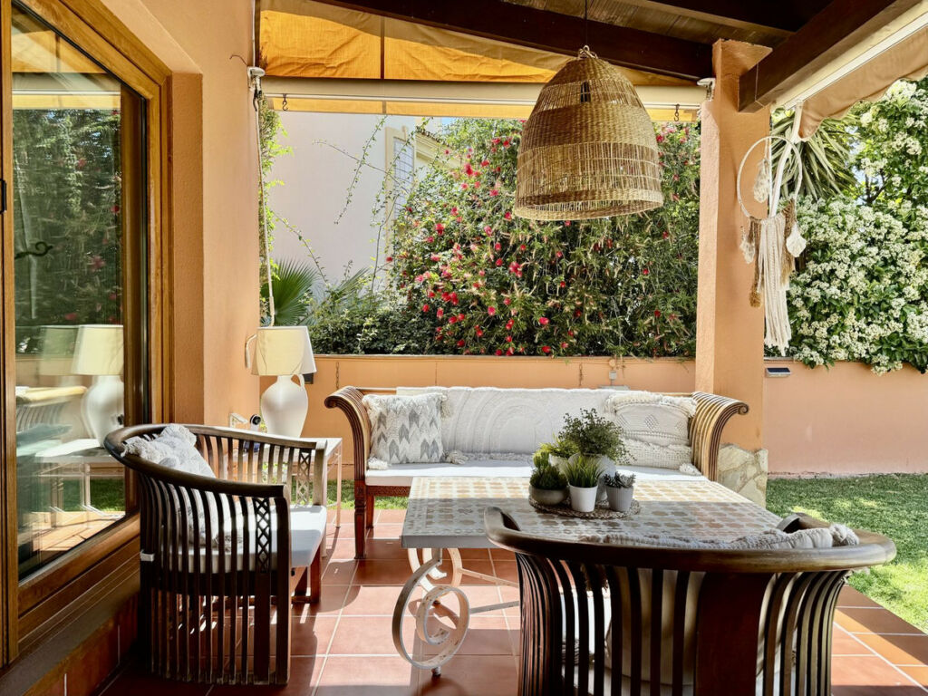 Detached Villa Sierrezuela Málaga - image 41