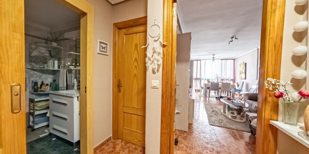 Ground Floor Apartment Benidorm Alicante - image 5