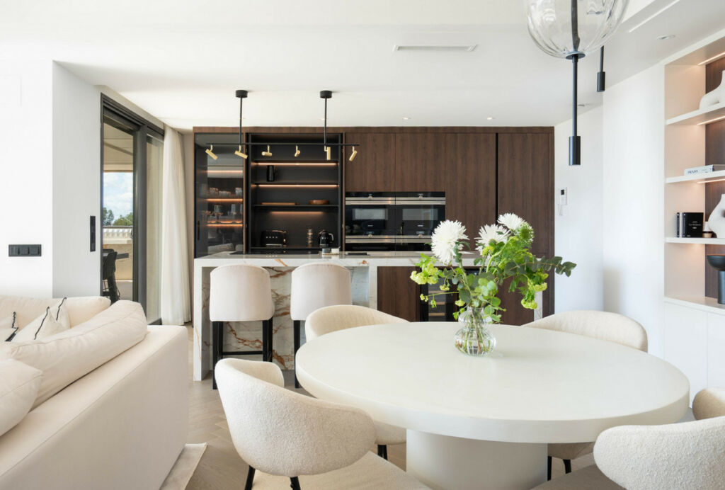 Penthouse Duplex Nueva Andalucía Málaga - image 4