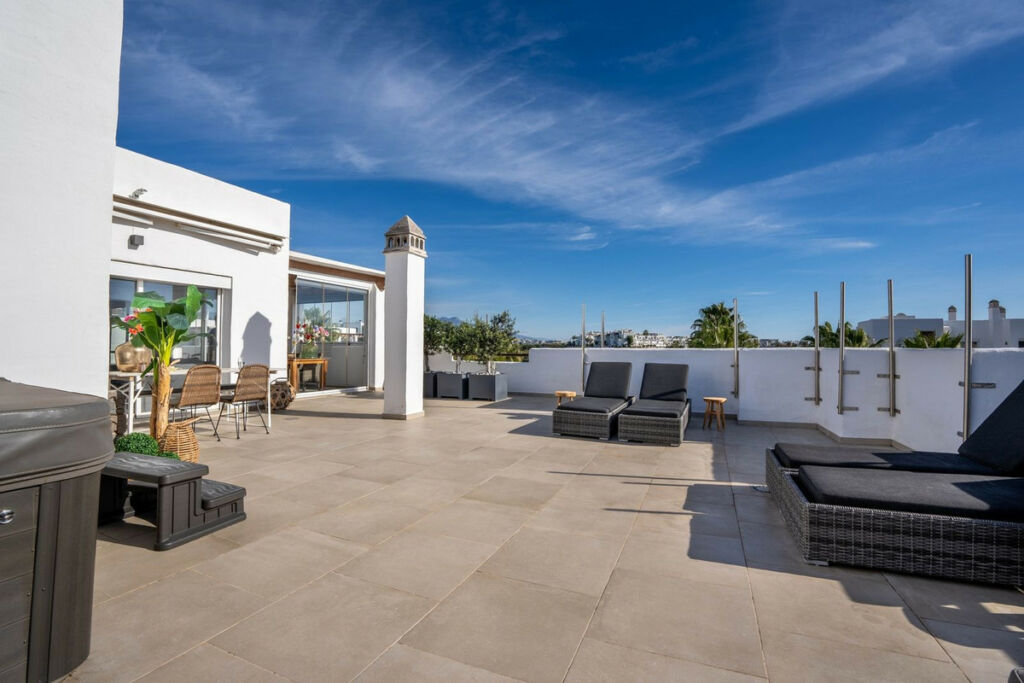 Penthouse Duplex Estepona Málaga - image 7