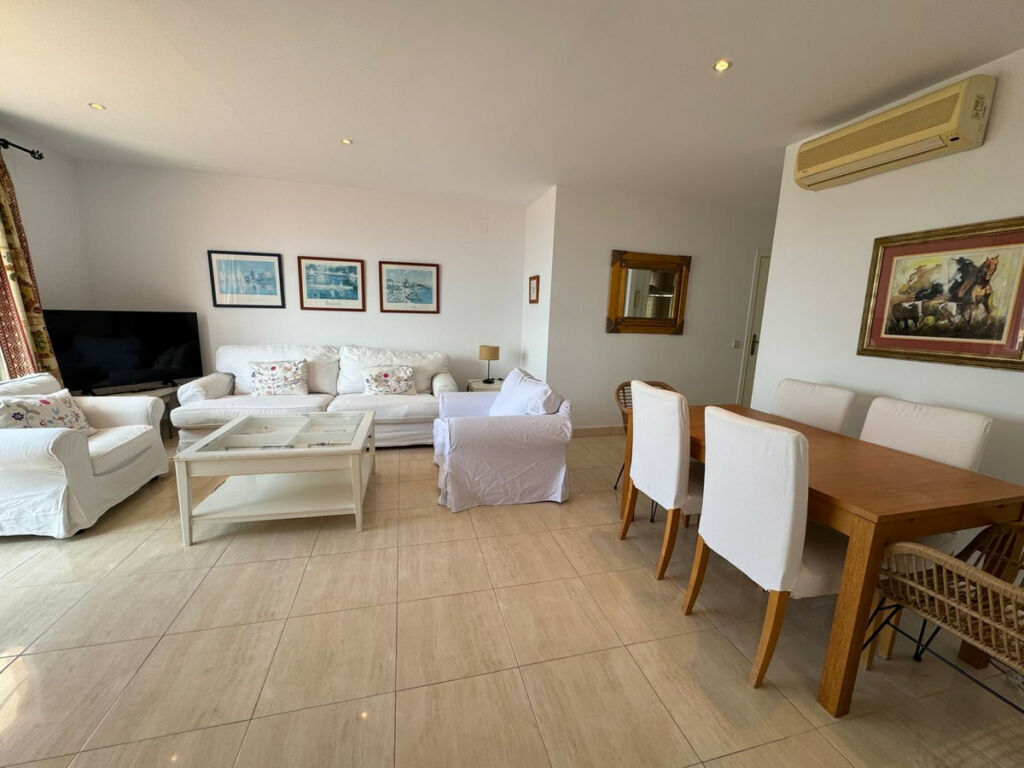Penthouse Duplex Manilva Málaga - image 4