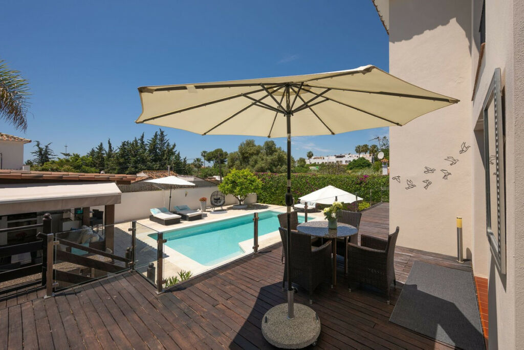 Detached Villa Río Real Málaga - image 40