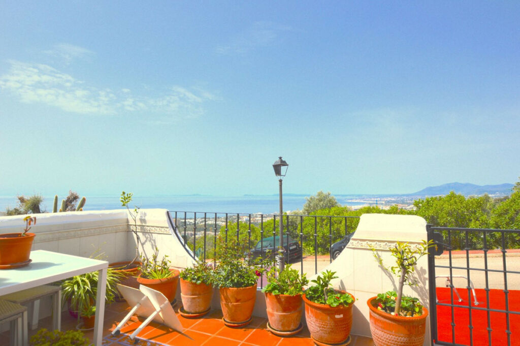 Townhouse Altos de los Monteros Málaga - image 40
