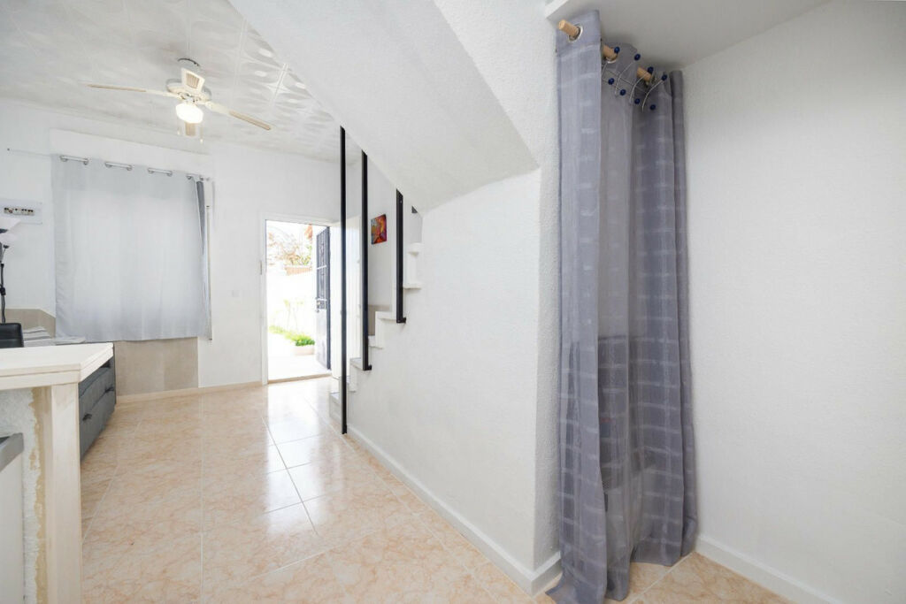 Duplex Torrevieja Alicante - image 40