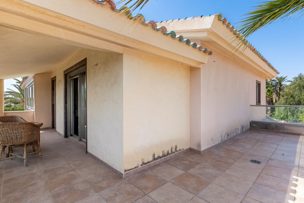 Detached Villa Elche Alicante - image 40