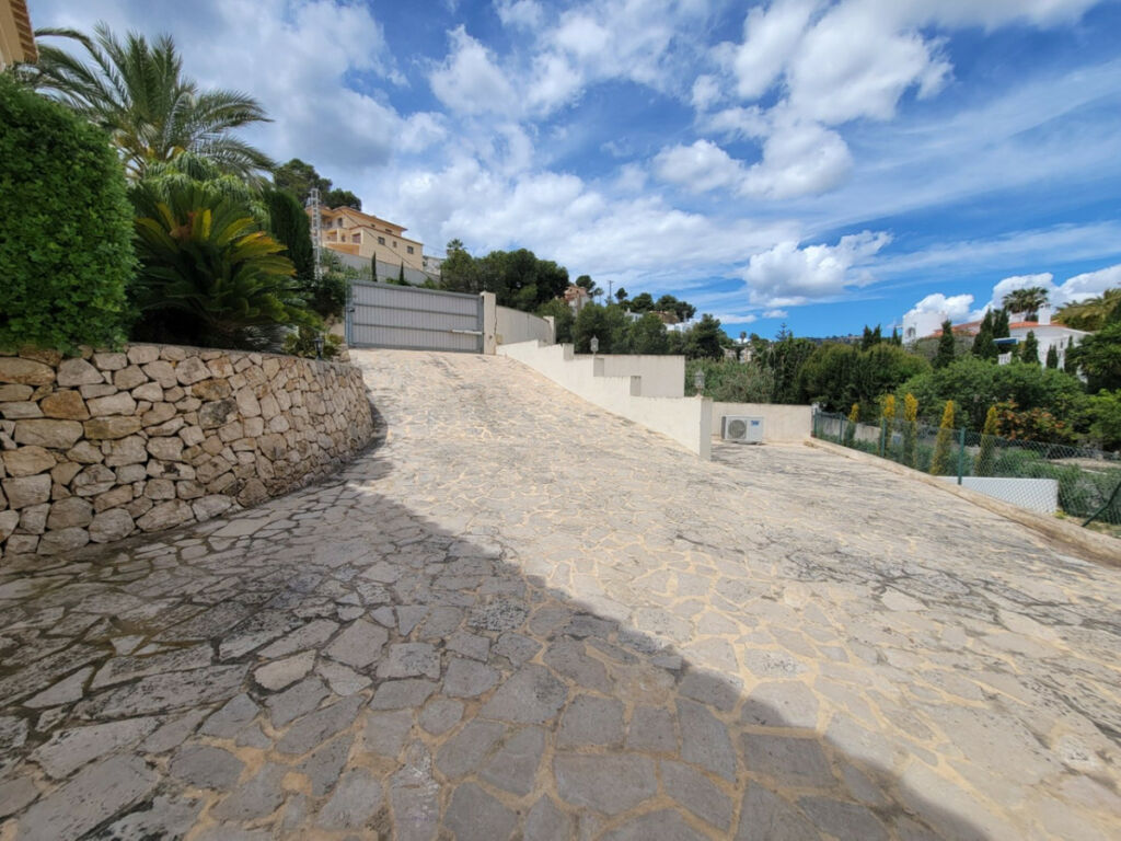 Detached Villa Benissa Alicante - image 40