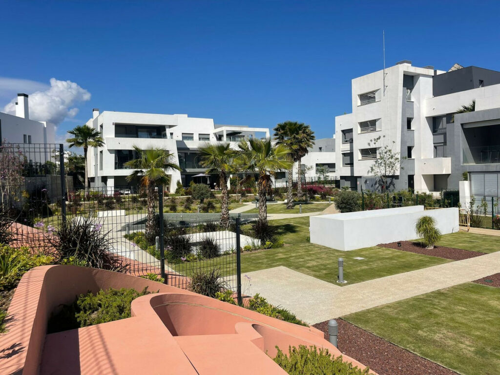 Ground Floor Apartment Estepona Málaga - image 24