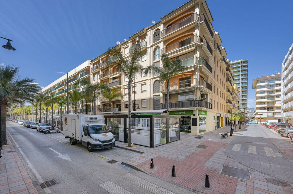Penthouse Fuengirola Málaga - image 40
