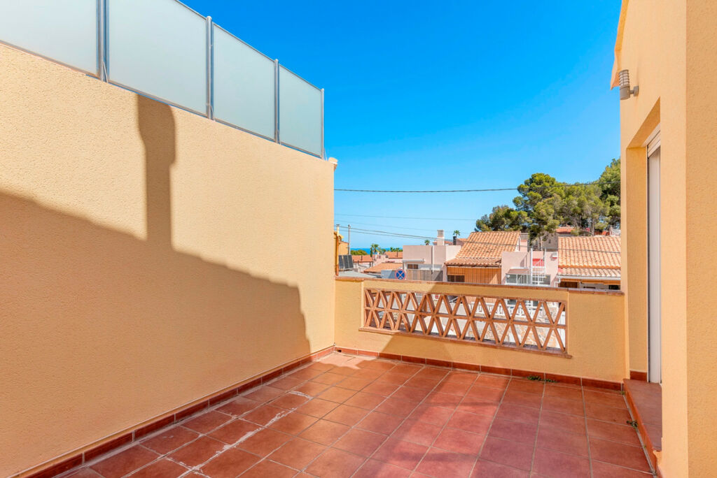 Detached Villa L'Alfás del Pi Alicante - image 40