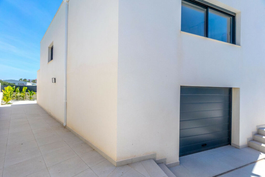 Detached Villa La Veleta Alicante - image 41