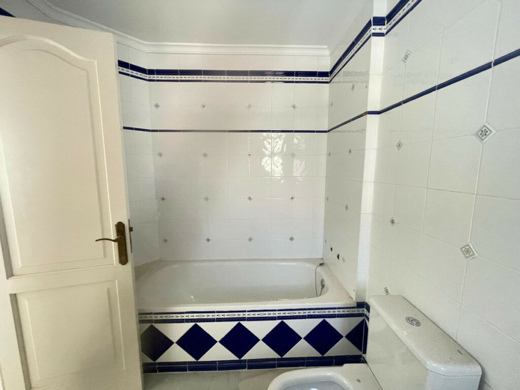 Townhouse Arroyo de la Miel Málaga - image 41