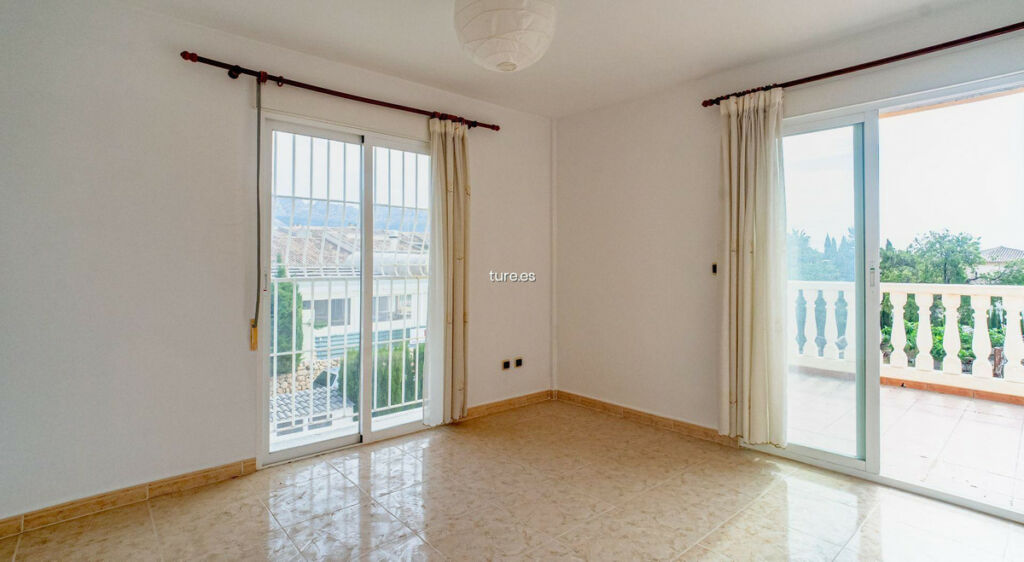Detached Villa La Nucia Alicante - image 41