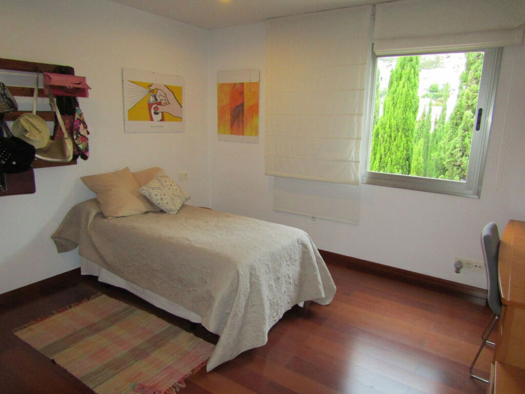 Detached Villa Málaga Este Málaga - image 40