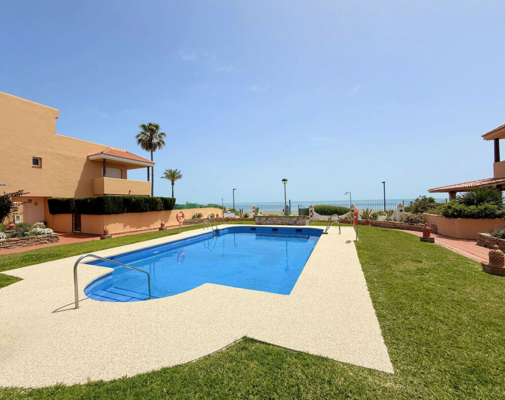 Townhouse Casares Playa Málaga - image 41