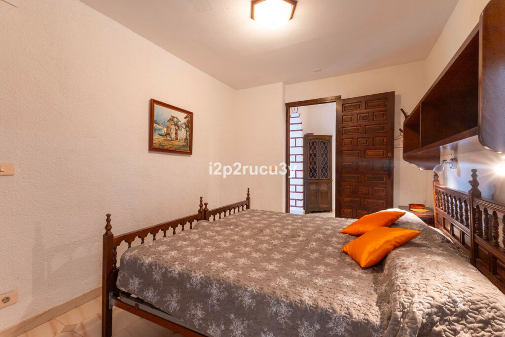Detached Villa Moraira Alicante - image 42