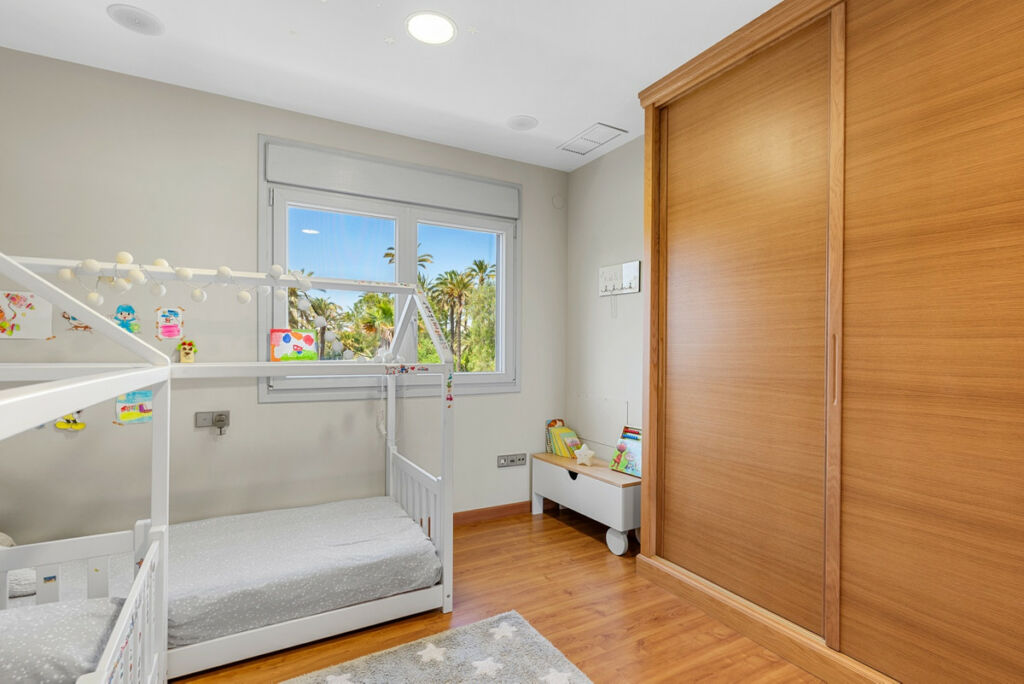 Detached Villa Elche Alicante - image 42