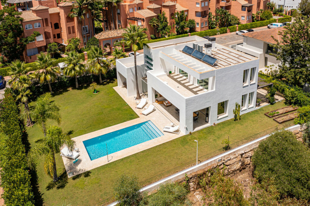 Detached Villa Guadalmina Baja Málaga - Bild 42