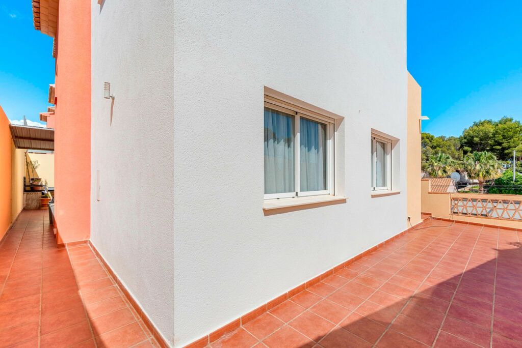 Detached Villa L'Alfás del Pi Alicante - image 43