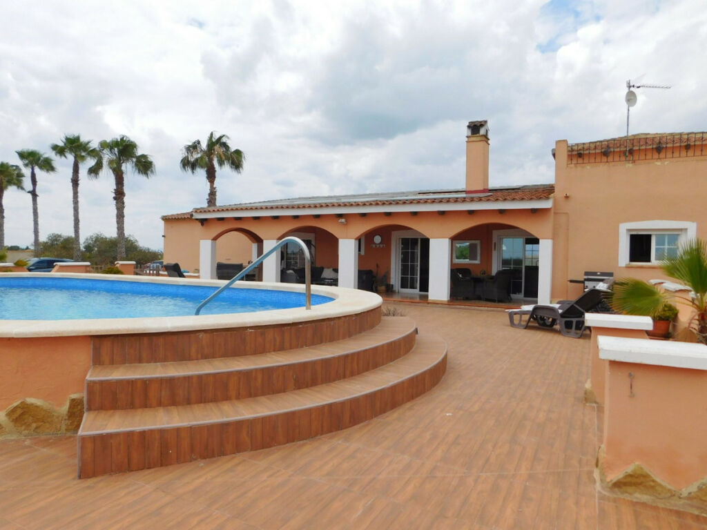Detached Villa Dolores Alicante - image 43