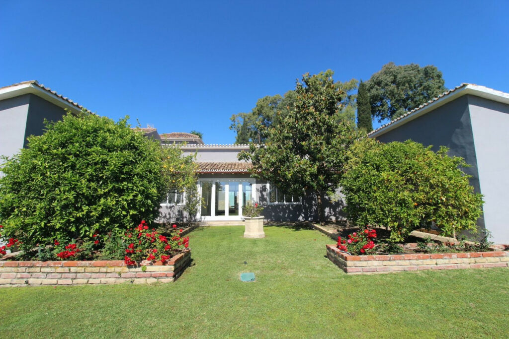 Detached Villa San Pedro de Alcántara Málaga - image 43