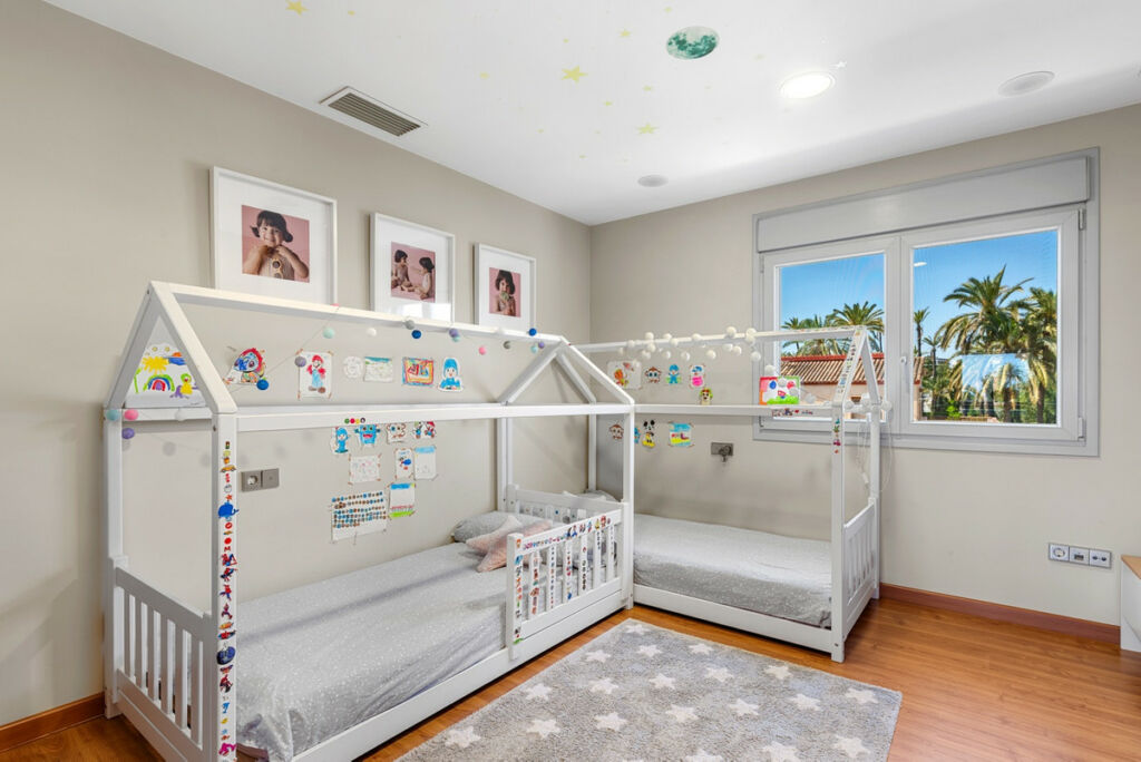 Detached Villa Elche Alicante - image 43
