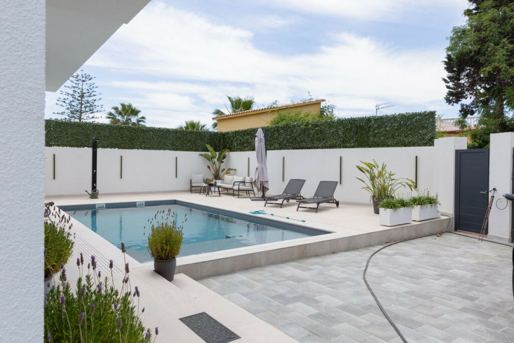 Detached Villa Benalmadena Málaga - image 43