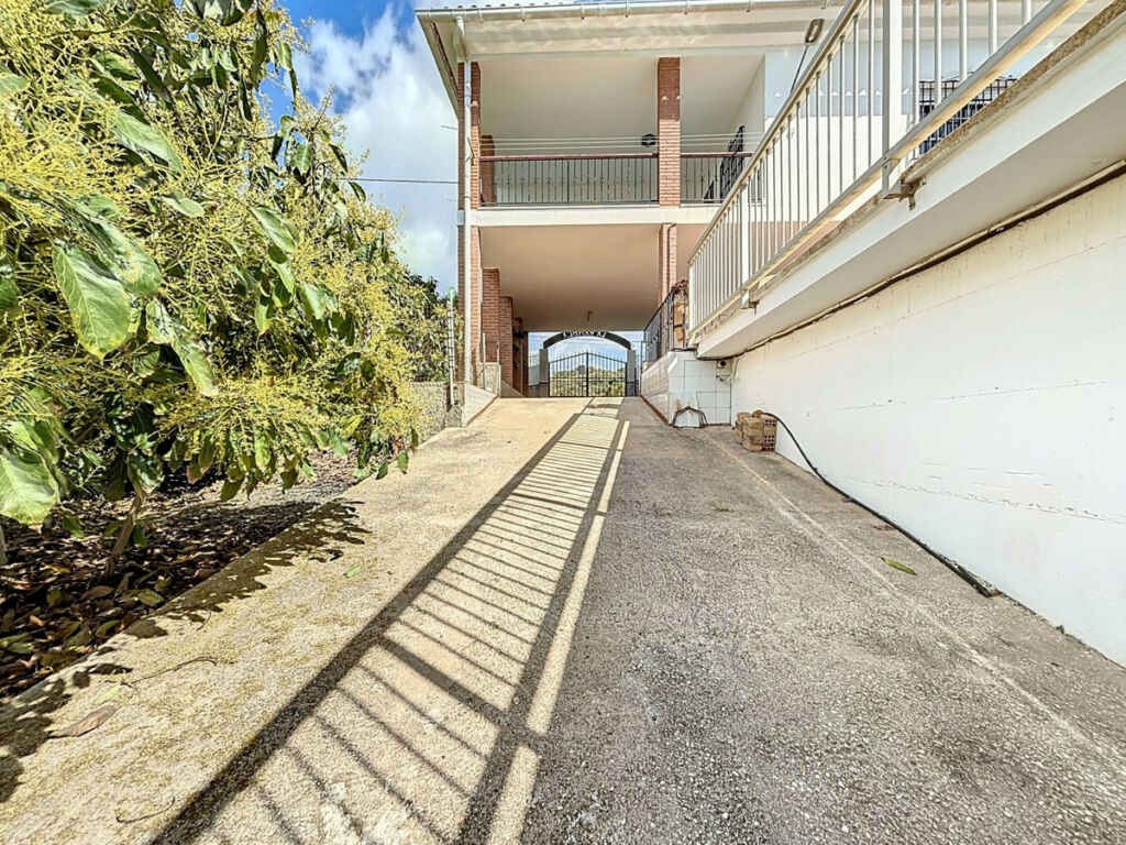 Detached Villa Almayate Alto Málaga - image 44