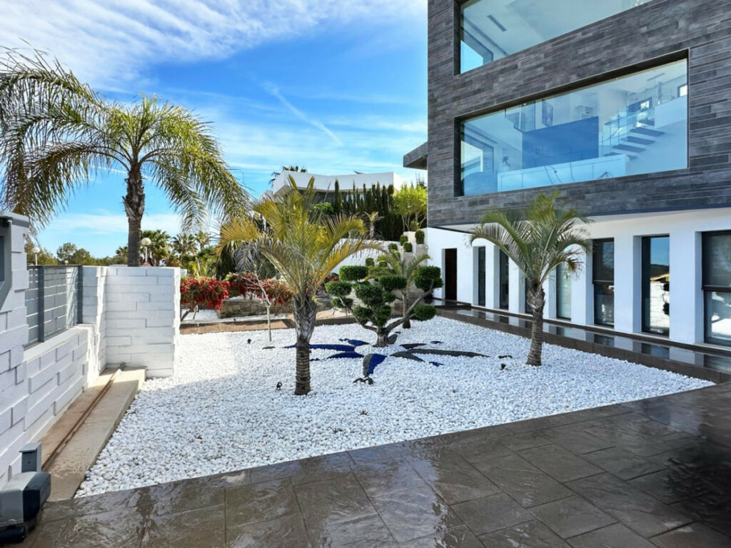 Detached Villa Javea Alicante - image 44