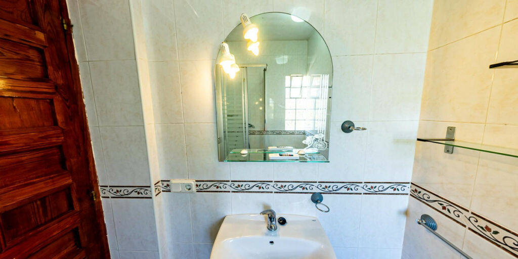 Detached Villa La Nucia Alicante - image 41