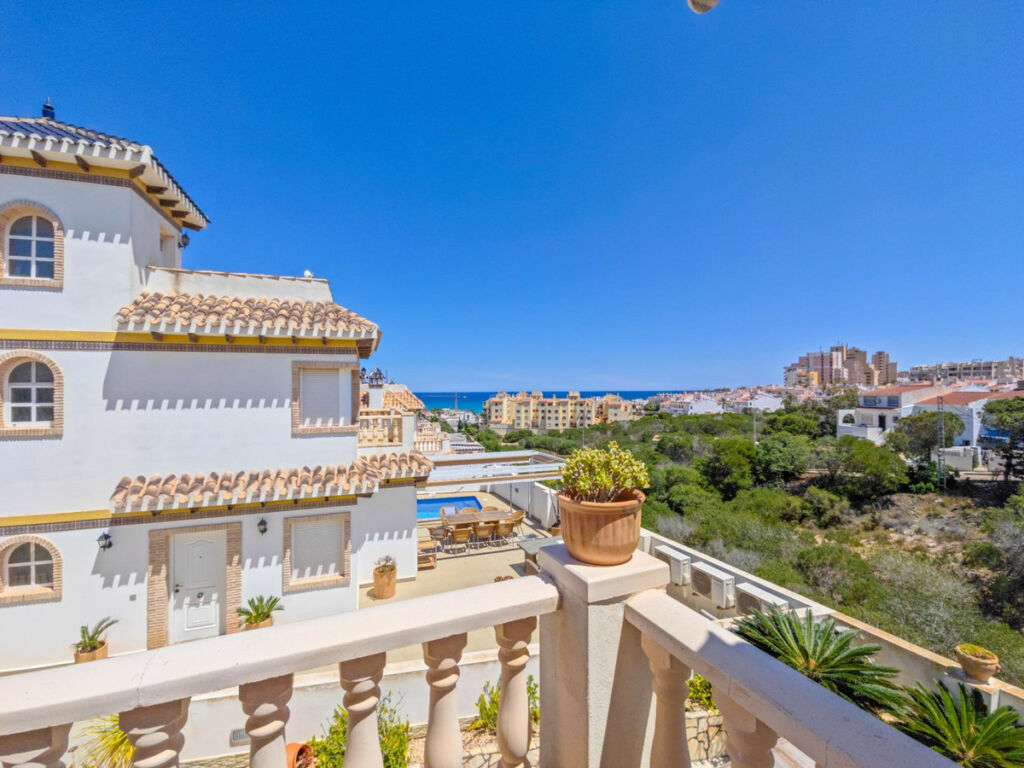 Detached Villa La Mata Alicante - image 35