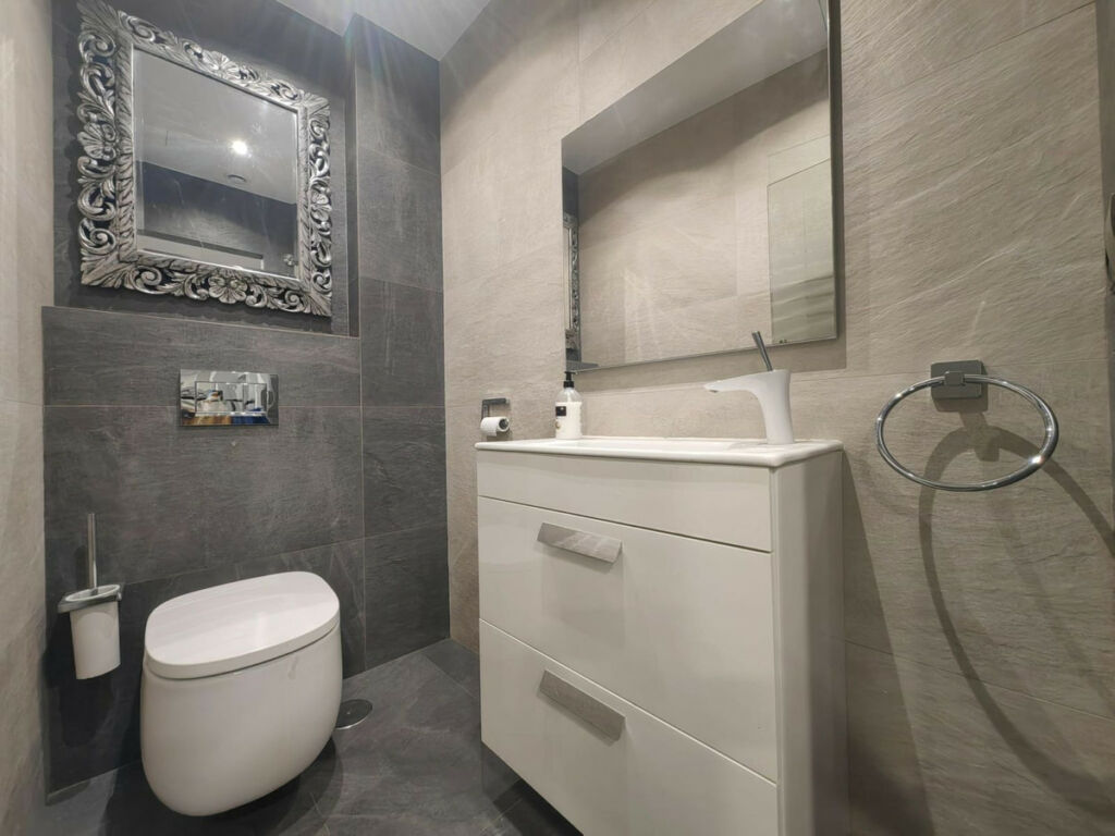 Detached Villa Estepona Málaga - image 45