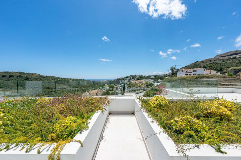Detached Villa La Quinta Málaga - image 44