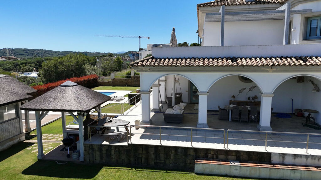 Detached Villa Sotogrande Cádiz - image 46