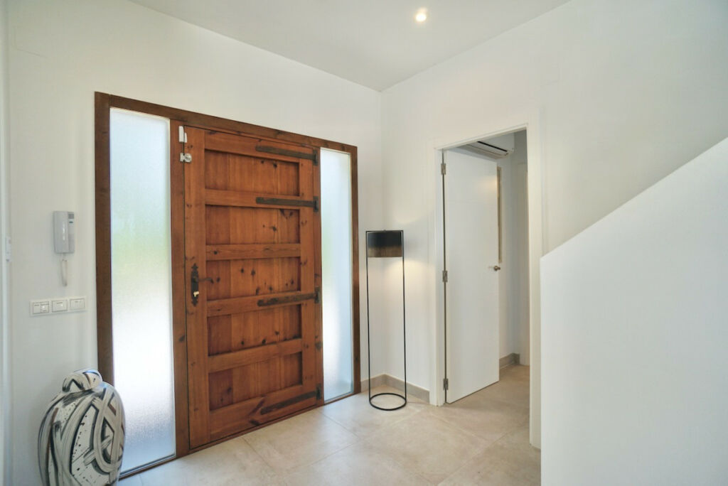 Detached Villa Moraira Alicante - image 47
