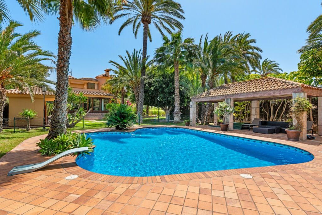 Detached Villa Elche Alicante - image 47