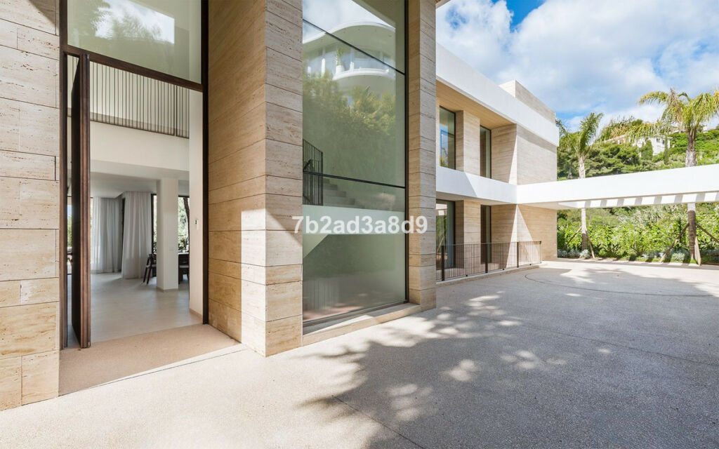 Detached Villa El Paraiso Málaga - image 46