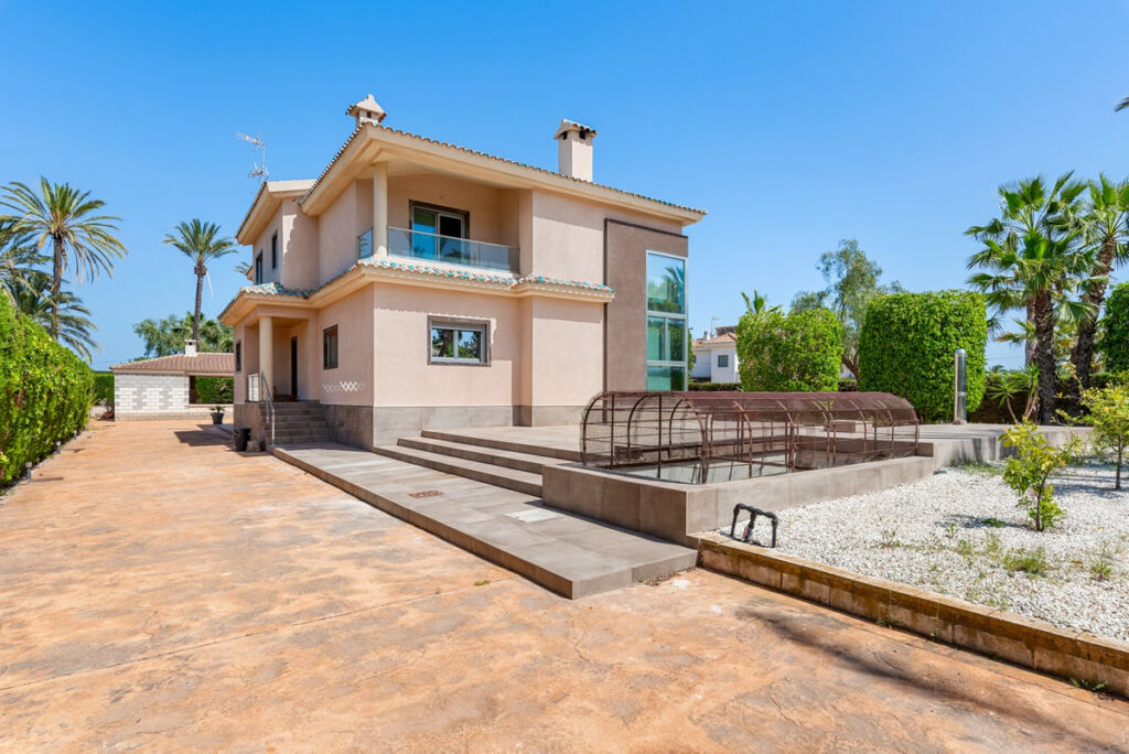 Detached Villa Elche Alicante - image 47