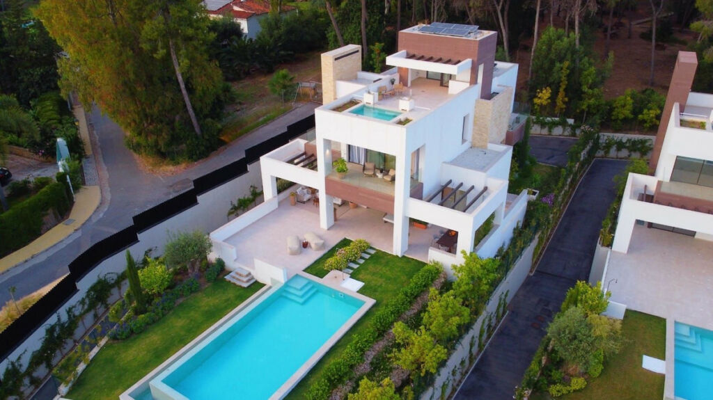 Detached Villa The Golden Mile Málaga - image 48
