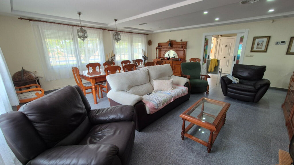 Detached Villa Orihuela Alicante - image 48